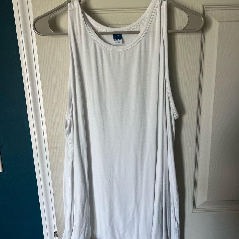 Old Navy Classic White Tank Top